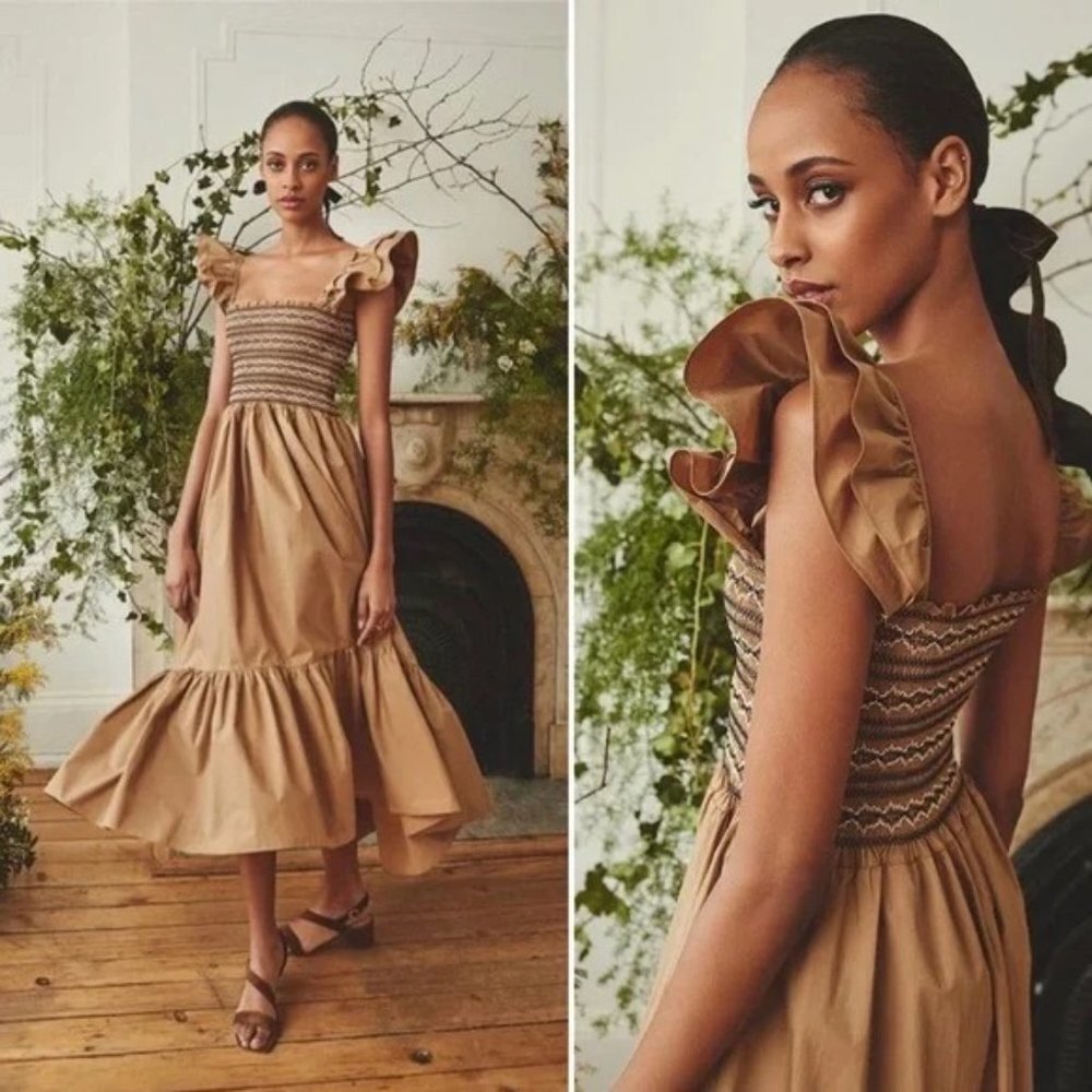 Cara Cara Ruby Smocked Midi Dress in Khaki Small
